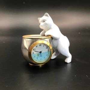 Vintage White China Kitten with Quartz Clock, gold and silver Japan 3.5"x 2"